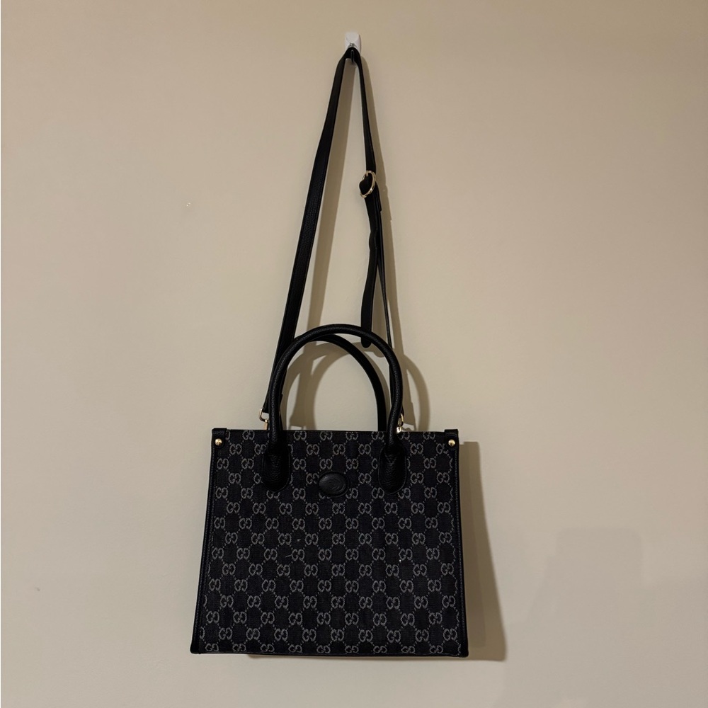 Gucci Black Shoulder Bag with Signature Pattern